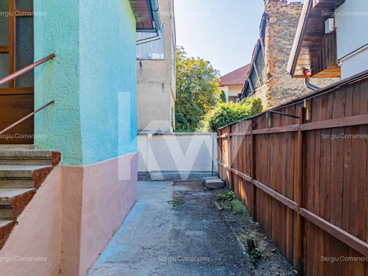 Vanzare casa cu 3 camere, singur in curte - Piata de Miercuri - 19