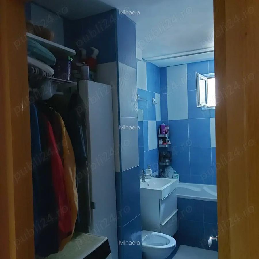 Vand apartament apartament cu trei camere in Slobozia - 4