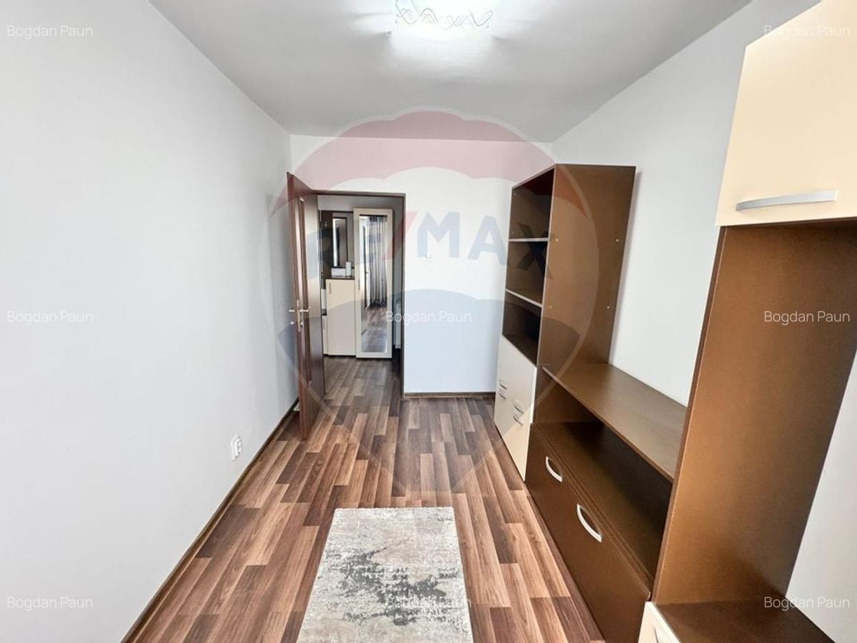 Apartament cu 3 camere- de vanzare- BUHUSI - 15