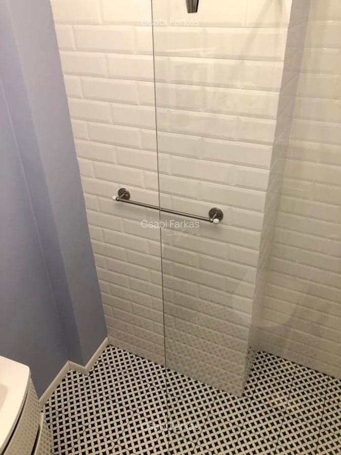 Apartament cu 3 camere decomandat, mobilat în Central - 13