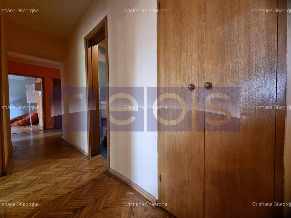 VANZARE 3 CAMERE  DECOMANDAT UNIRII - 12