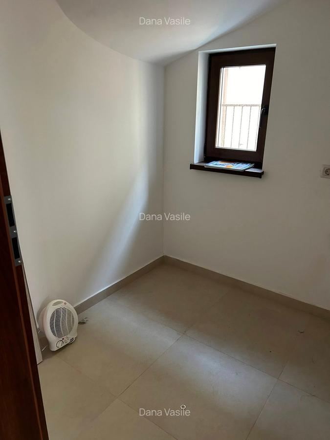 Vilă individuală P+1, 4 camere, 3 băi, 240 mp teren | Prelungirea Ghencea - 16