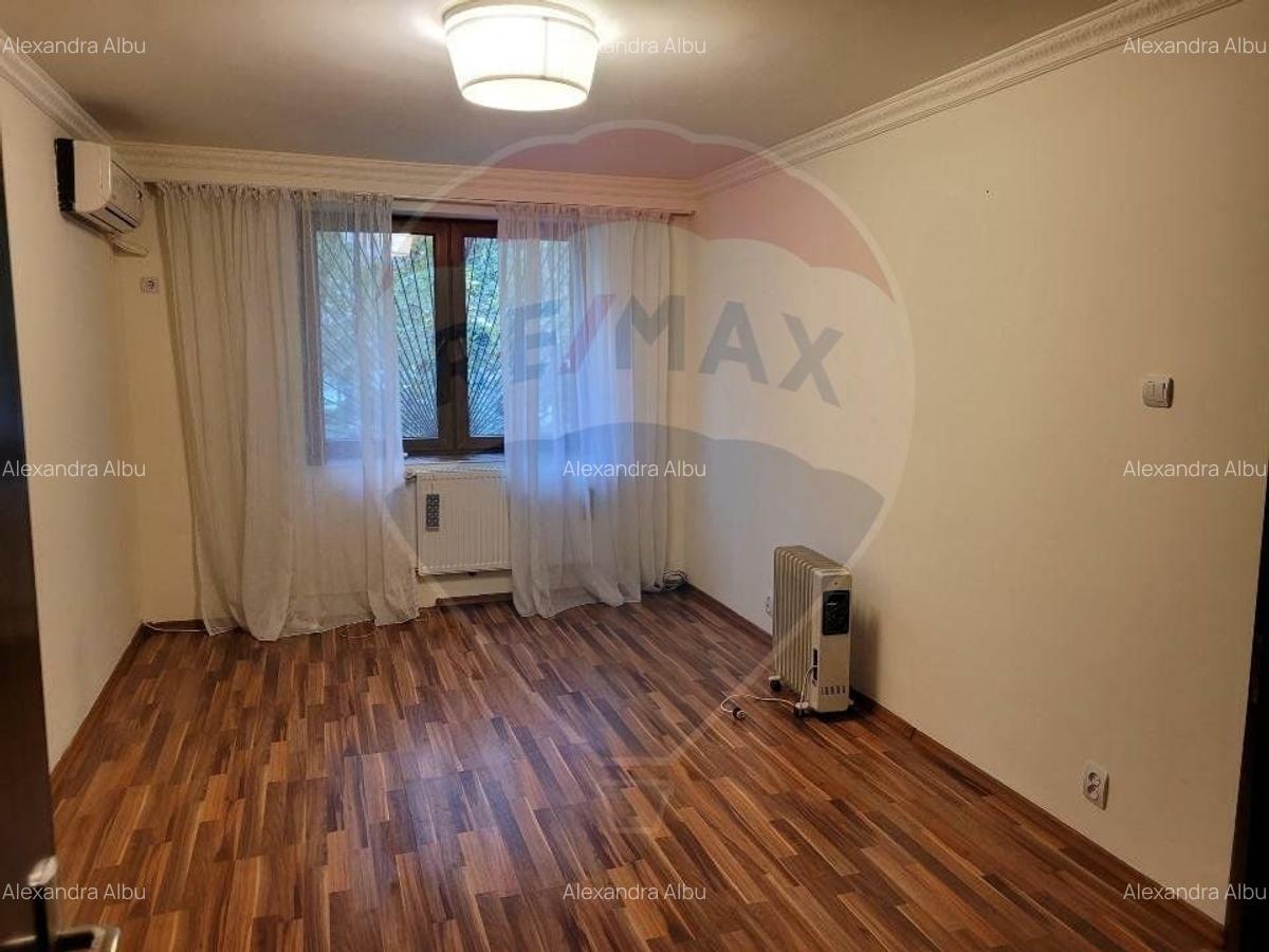 Inchiriere apartament in zona Stefan cel Mare - 1
