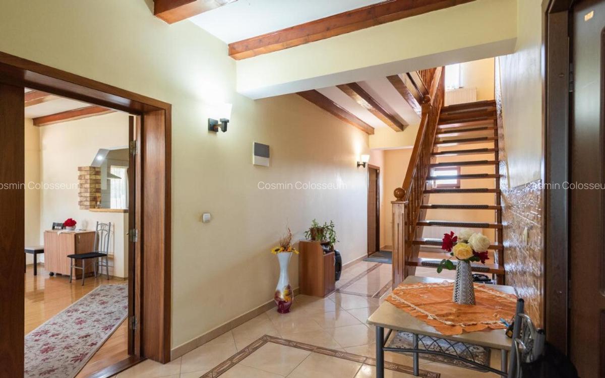 Casa deosebita in zona centrala Sanpetru teren generos! - 7
