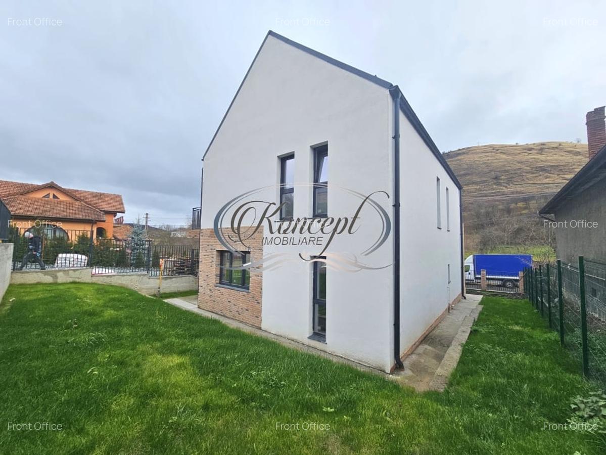 Locuinta moderna in Tauti, ansamblu restrans si zona linistita - 3