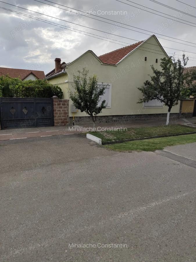 Casa de vanzare in Jimbolia Strada Spre Est nr. 49 - 1