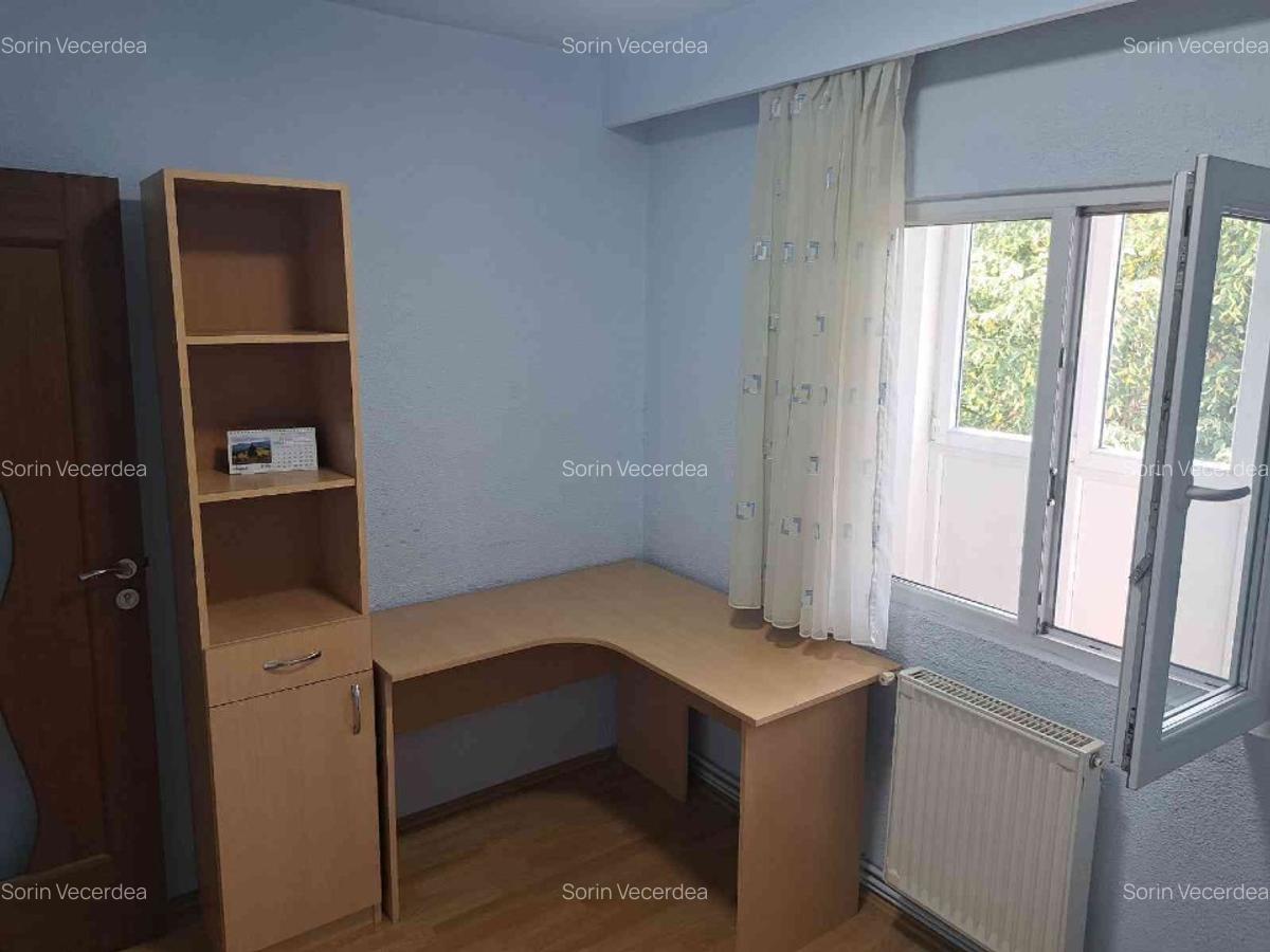 Apartament 4 camere de vanzare - 5