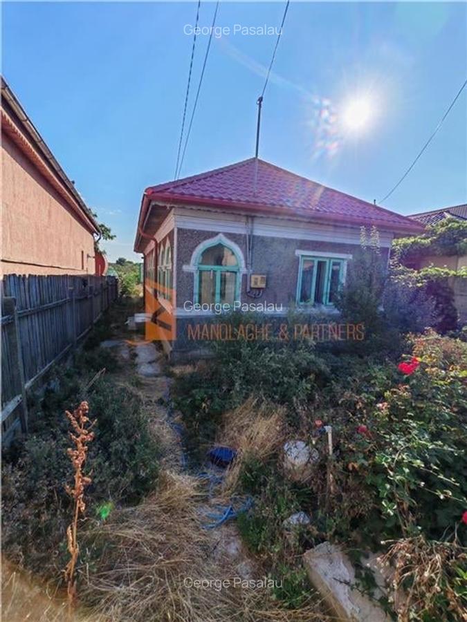 Casa tip parter si teren 677mp in zona Transilvaniei - 1