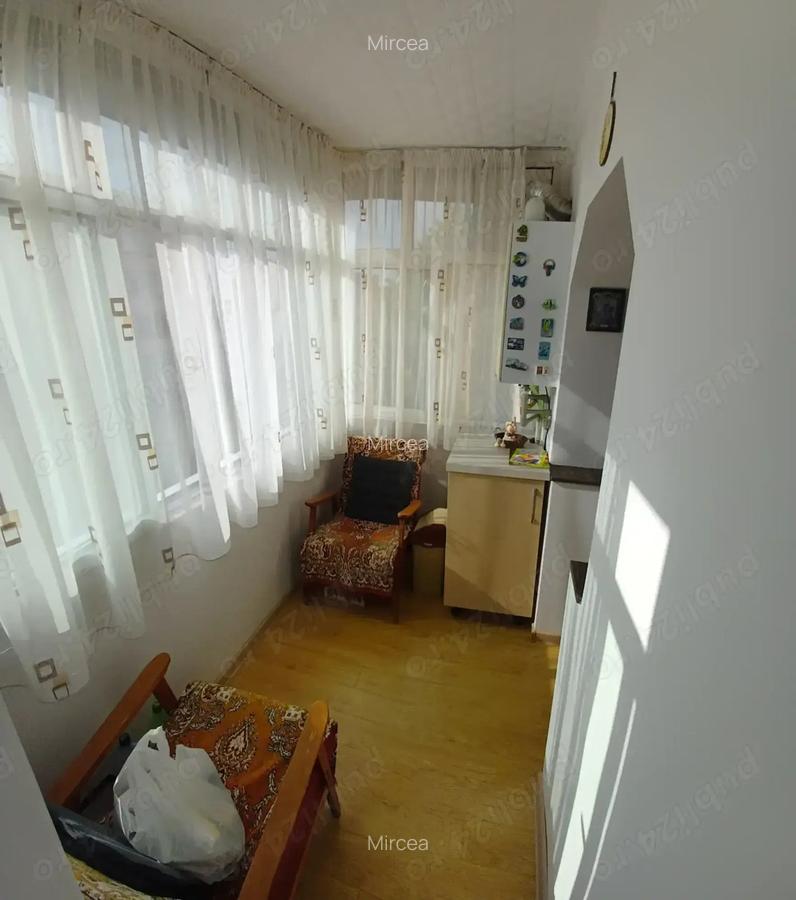 De vanzare apartament cu 3 camere, situat in municipiul Campulung Muscel - 5 De vanzare apartament cu 3 camere, situat in municipiul Campulung Muscel - 5