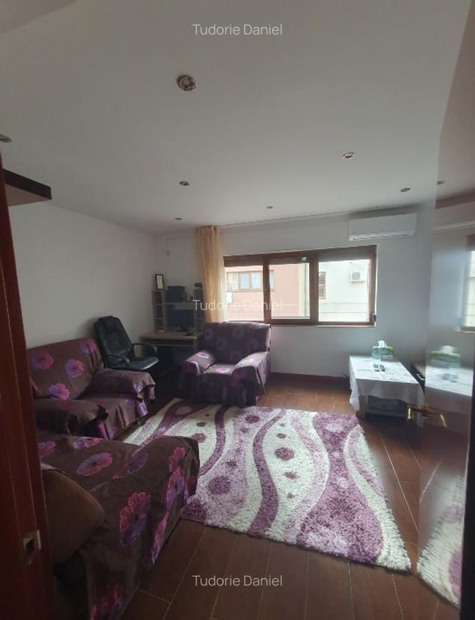 Apartament 2 camere, Mogoșoaia,decomandat, mobilat complet-etaj 2 - 2