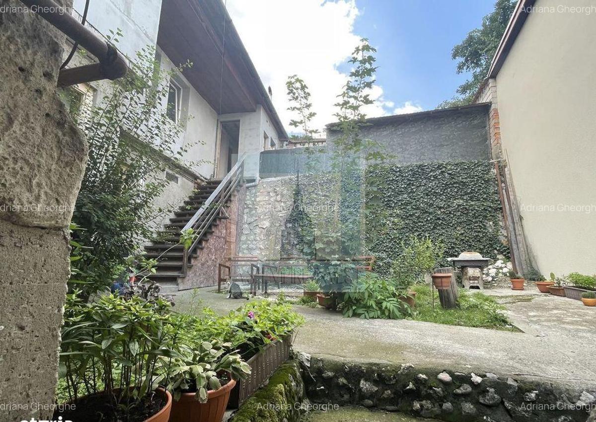 Casa de vanzare- zona Schei - 11