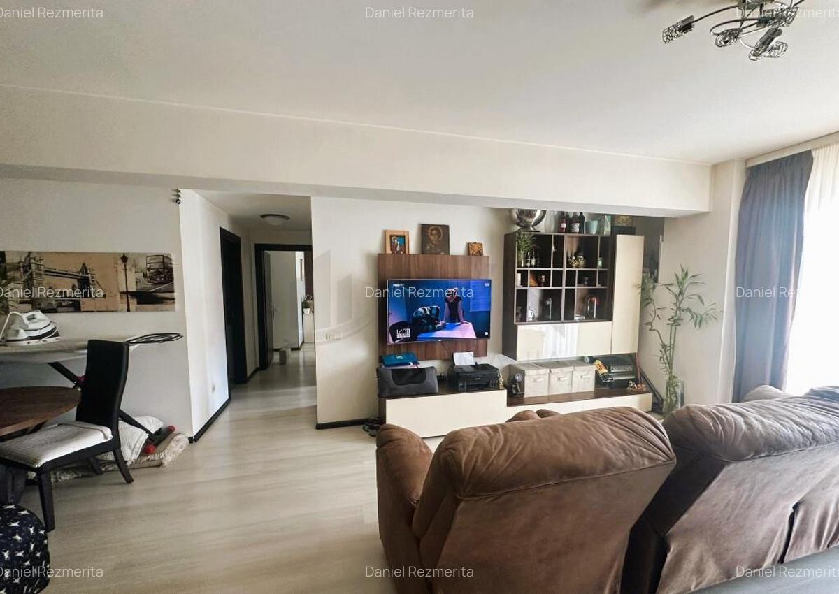 3 Camere l Priveliste Libera l Damaroaia - 2