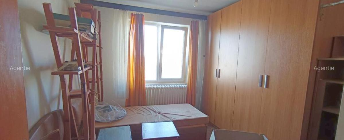 Vanzare 3 camere - Teiul Doamnei - 11