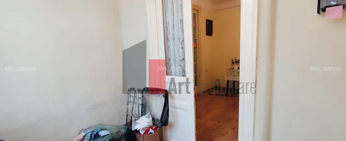 Casa de vanzare + teren in zona Jiului (Bucurestii Noi) - 17