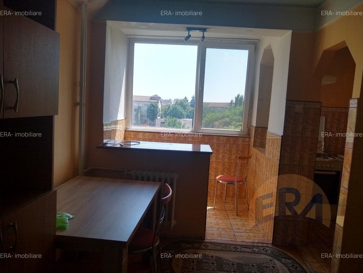 Garsonieră decomandată, mobilată în Rogerius - 2