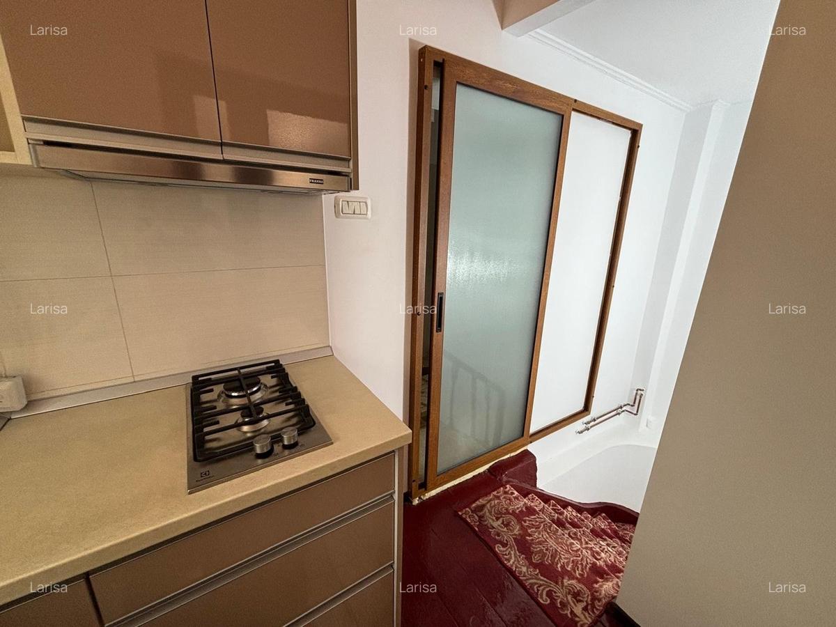 OCAZIE TOMIS MALL CASA P+1 4 CAMERE , LIBERA, MOBILATA,130 MP  PRET 150000 EURO - 11