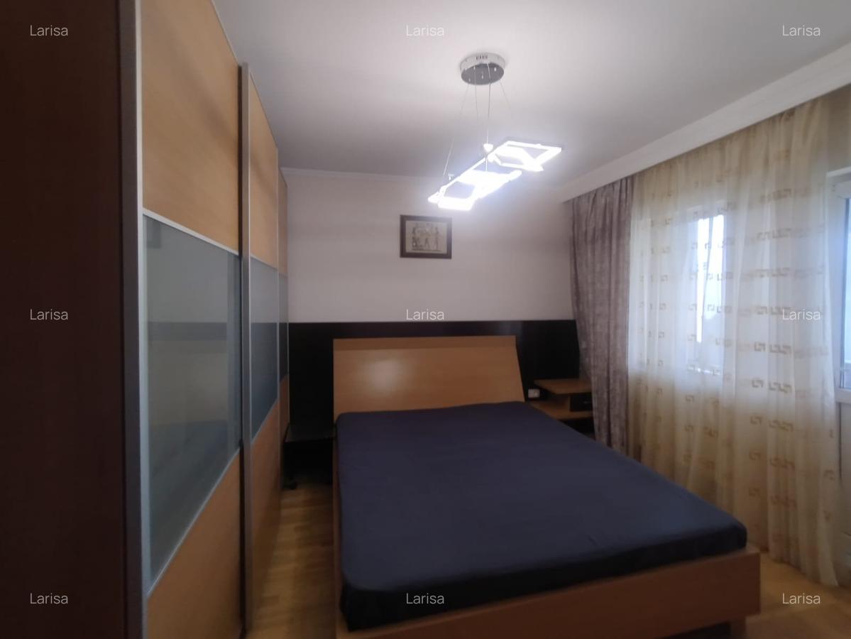 DACIA APARTAMENT CU 3 CAMERE DECOMANDAT LIBER ST 70 MP PRET 120000 EURO - 6