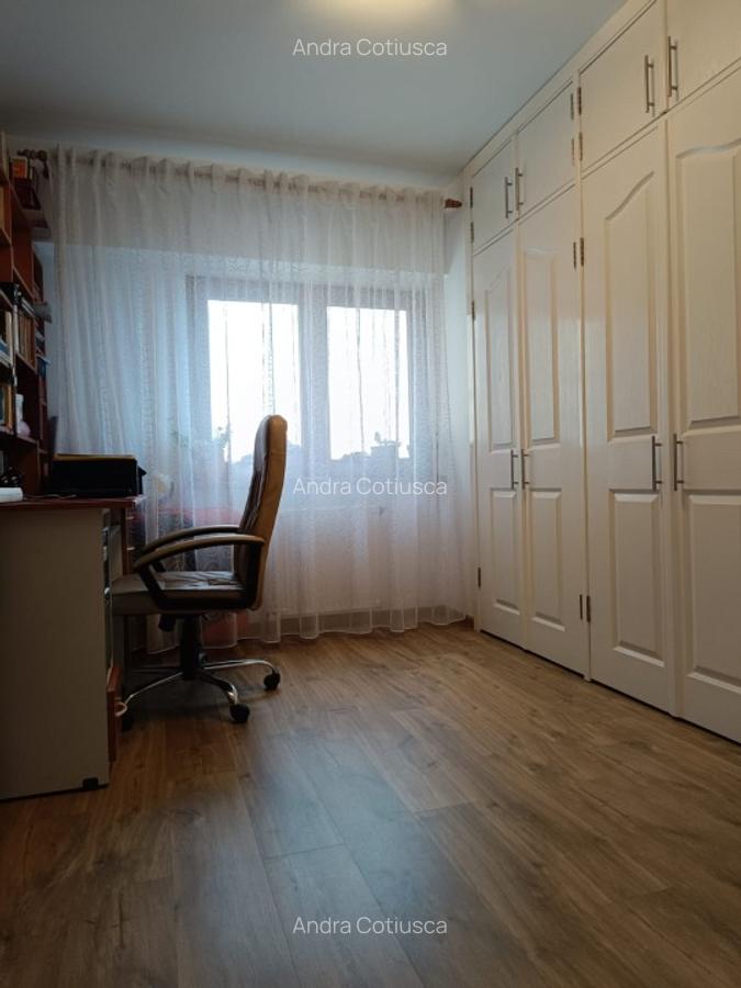 Apartament 4 camere, situat central, Deva - 8