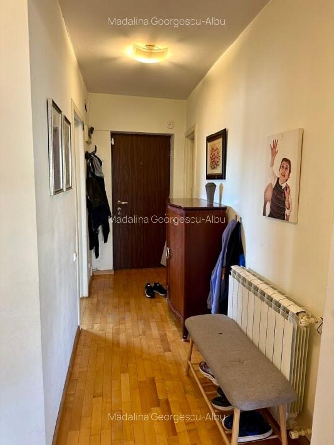 UNIRII - FANTANI 5 camere decomandat etaj 5 panorama deosebita - 18