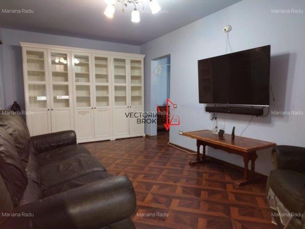 3 camere , 70mp, 2 bai, bl.1981, renovat, mobilat, Basarabia Chisinau - 1