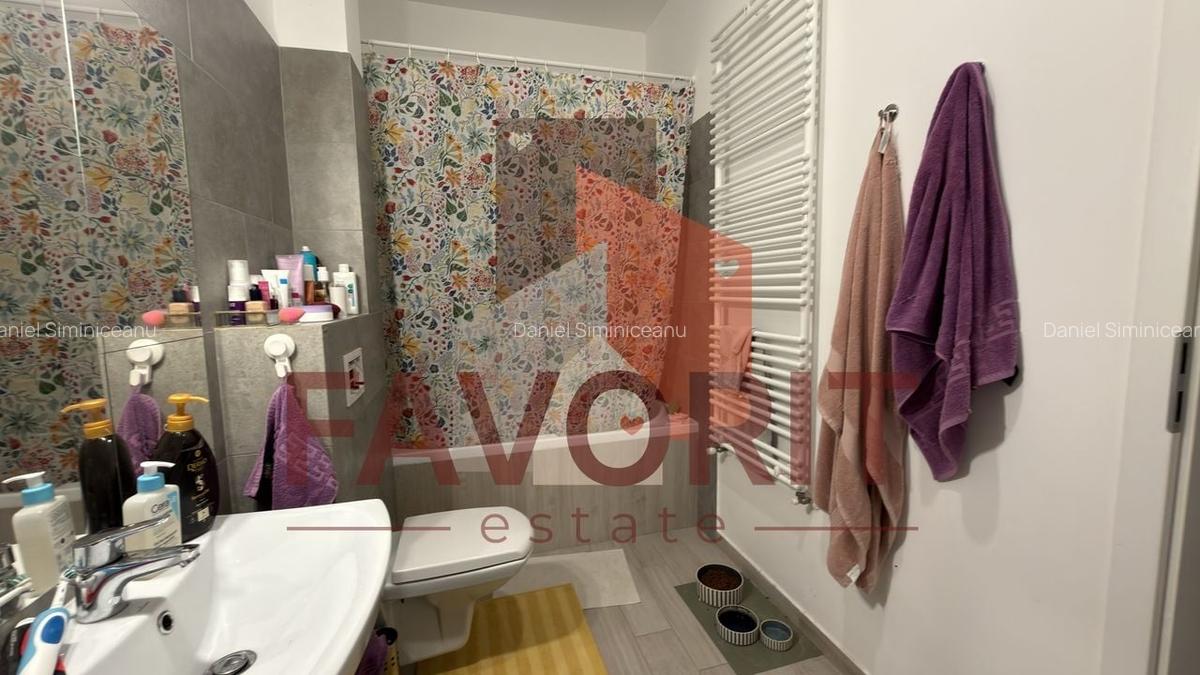 Decomandat. Cu gradina proprie. Mobilat si utilat - 13