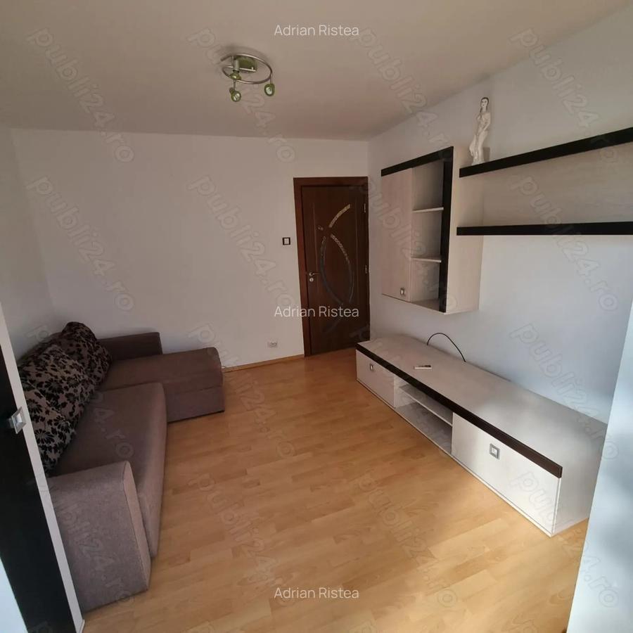 Proprietar, vand 3 decomandate Rovine et 2 - 3
