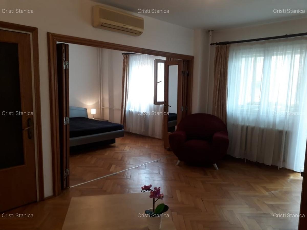 Mosilor, Dacia 4 camere vedere spate - 2