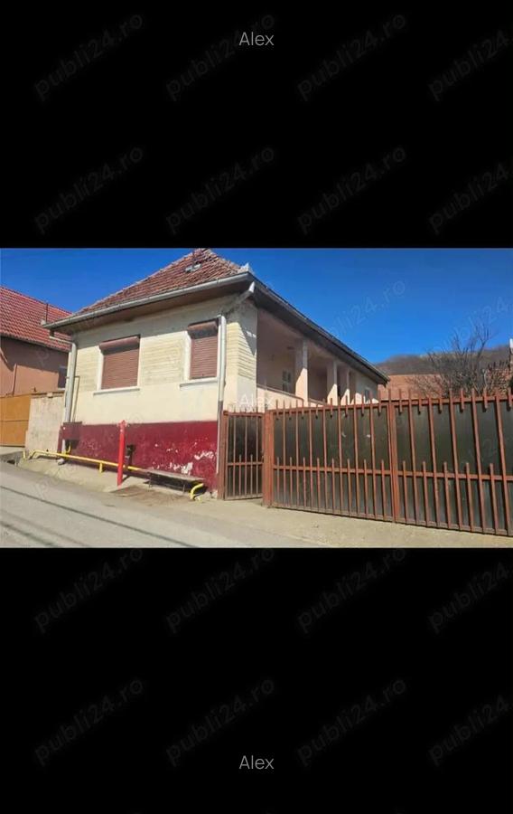 Casa de vanzare in Bucerdea Vinoasa cu teren de 2084 mp - 1
