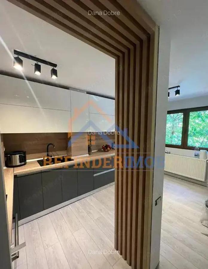 Vanzare apartament 3 camere Piata Victoriei - 6