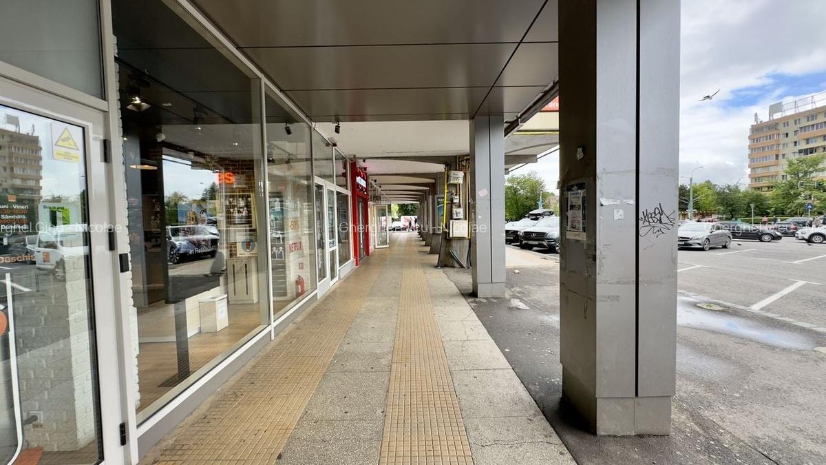 Spațiu Comercial de Închiriat - Complex Comercial Astra, Brașov - 2