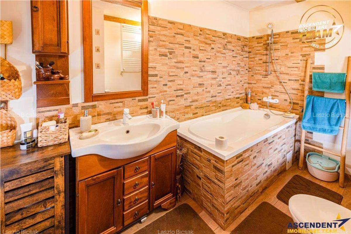 TUR LIVE! Apartament in vila, compozitie particulara, Ultracentral, Sfantu Gheorghe - 2