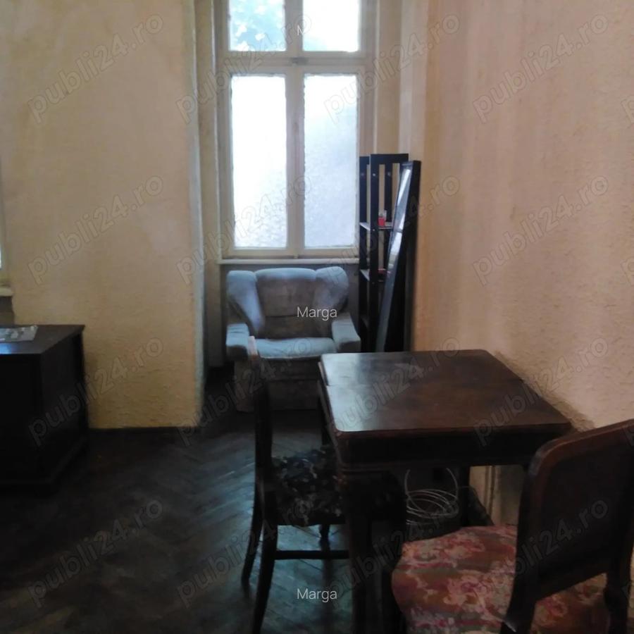Proprietar inchiriez apartament 4 camere in casa - 5