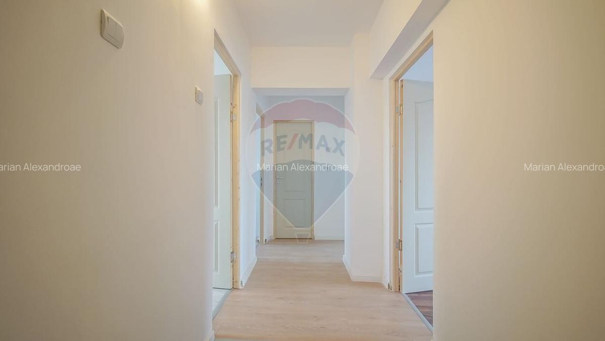 Apartament cu 3 camere decomandat în Central - 8