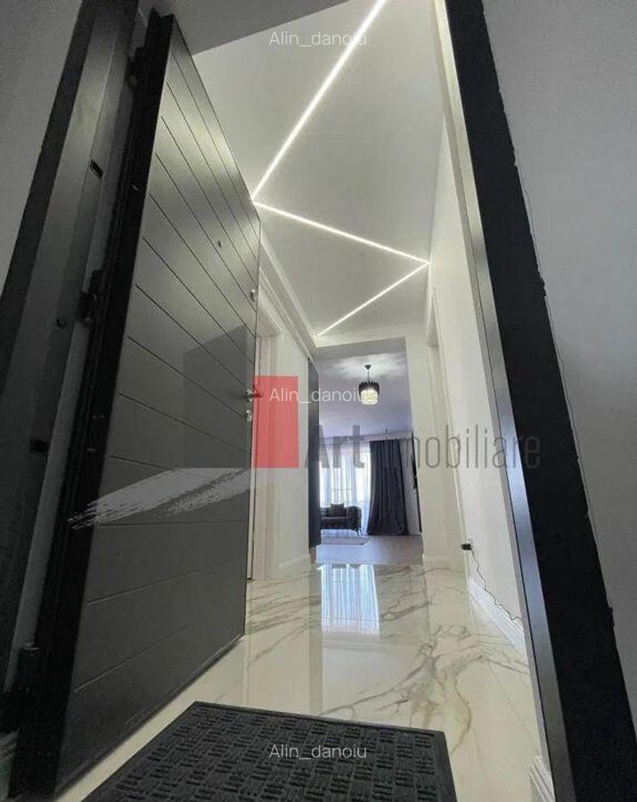 Apartament cu 3 camere de vanzare in zona Damaroaia/Bucur... - 4