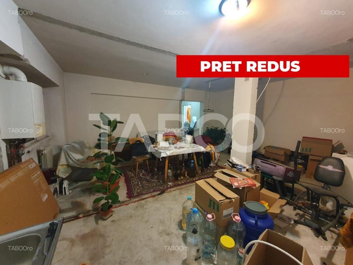 Apartament de vanzare 5 camere 121 mp utili zona Campului Fagaras - 1