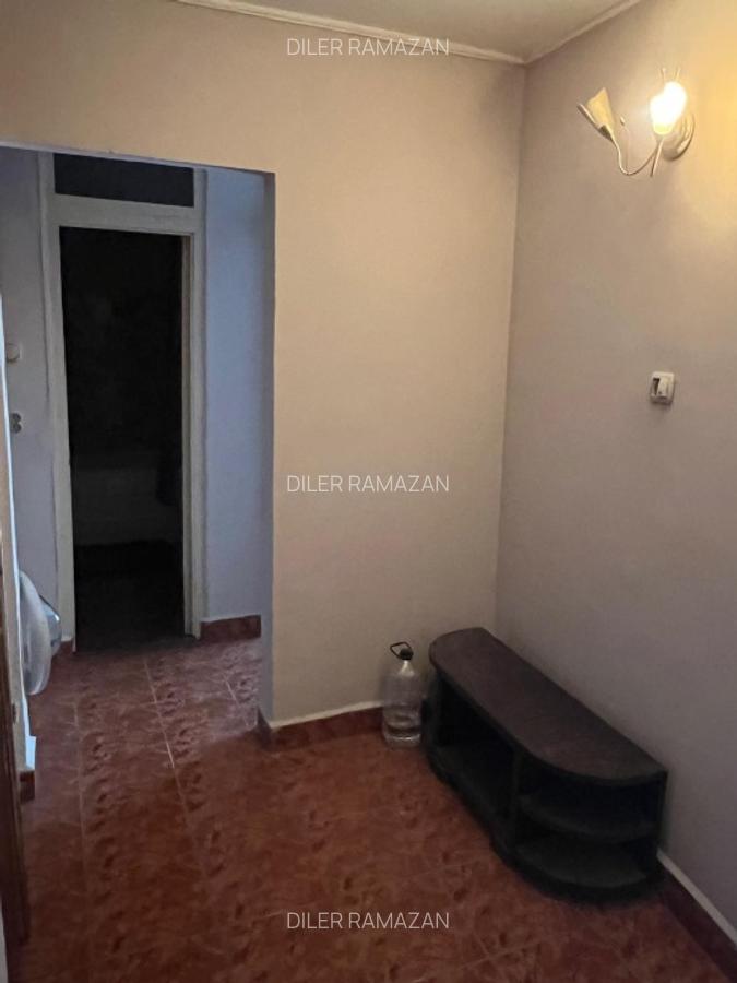 Apartament 2 camere decomandat, et 3/4 incadrat, incalzire pe gaze - 3