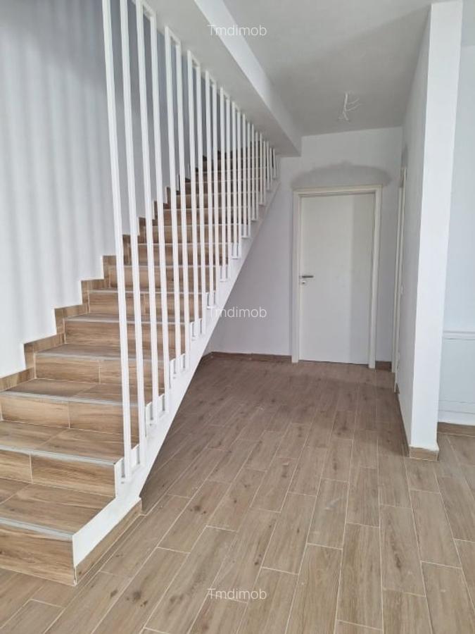 EXCLUSIVITATE! Casa tip duplex,  finisaje premium, curte, 2 locuri de parcare - 6