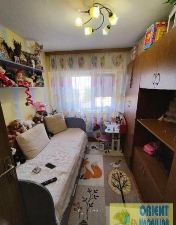 Dacia, decomandat, 3 camere, gaze, imobiliare Constanta - 5