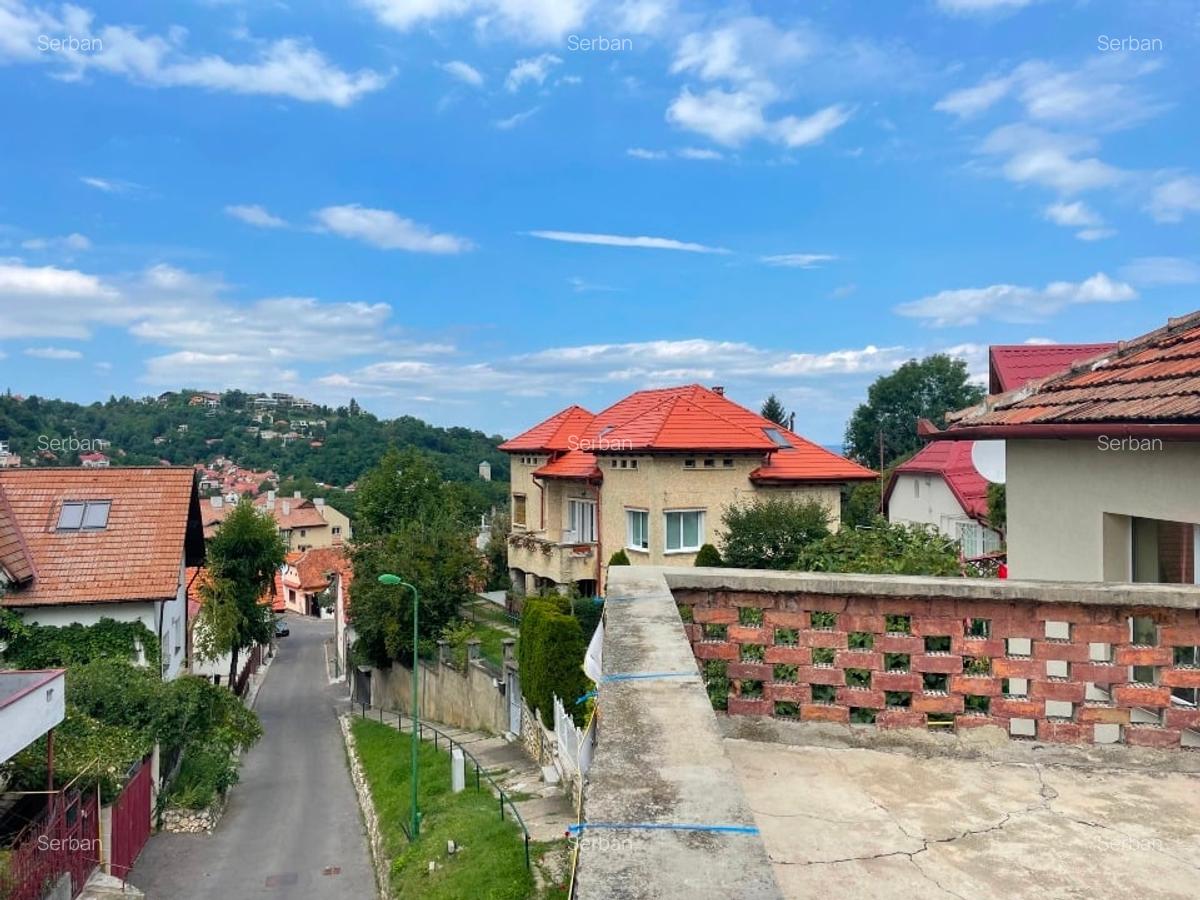 Casă de vânzare în zona centrală - 155.000 euro - PROPRIETAR - 2