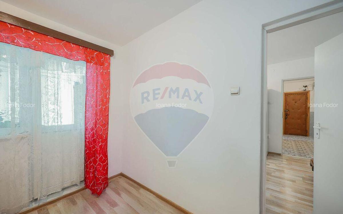 Apartament cu 2 camere de vanzare, etaj 1, in zona Roge... - 8