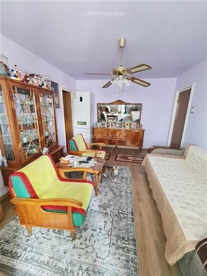 Apartament cu 3 camere semidecomandat, mobilat în Griviței - 11