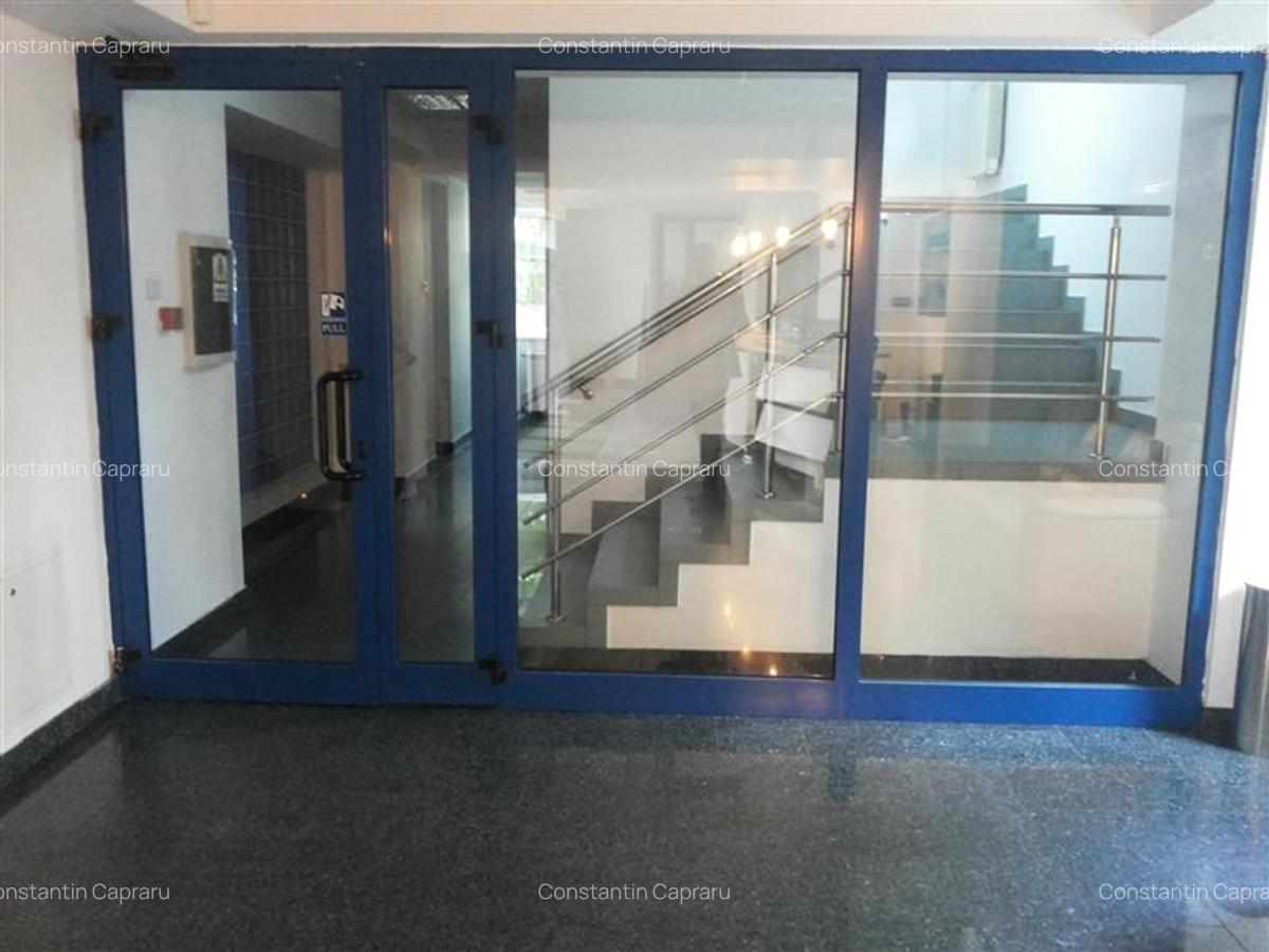 Vanzare spatii birouri - 230 mpc - pret/etaj, parcare inclusa - 14