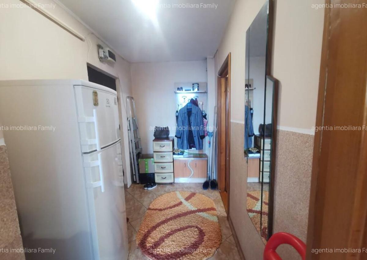 Apartament cu 2 Camere in George Enescu - 3