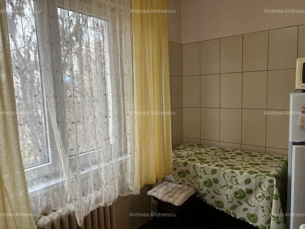Garsoniera mobilata utilata 8 min Metrou Aparatorii Patriei - 3