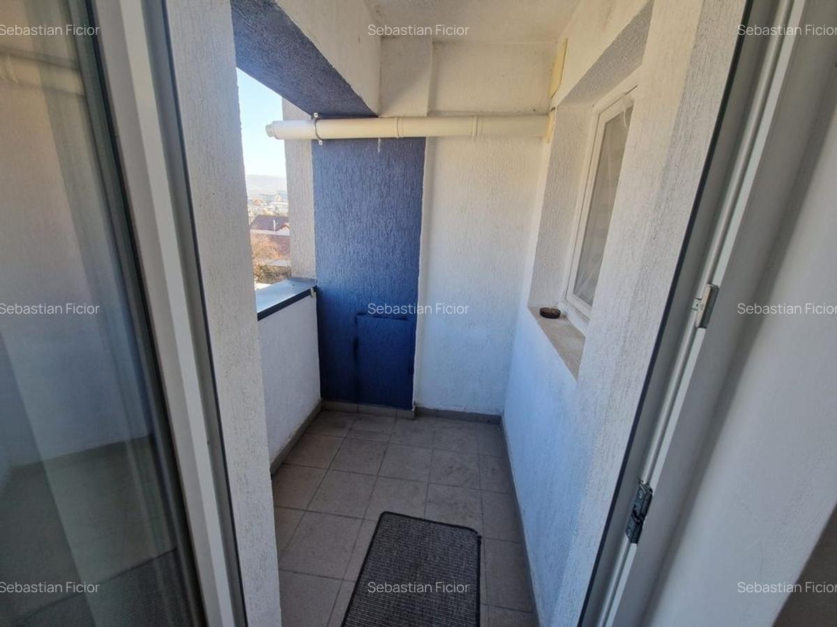 Apartament 1 camera, decomandat, 38 mp, str Calea Turzii - 17