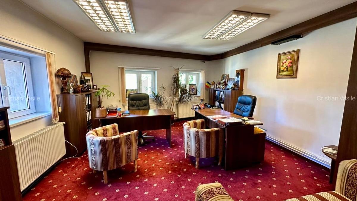 REA1021651 Apartament 6 camere pretabil birou sau rezidential - 1