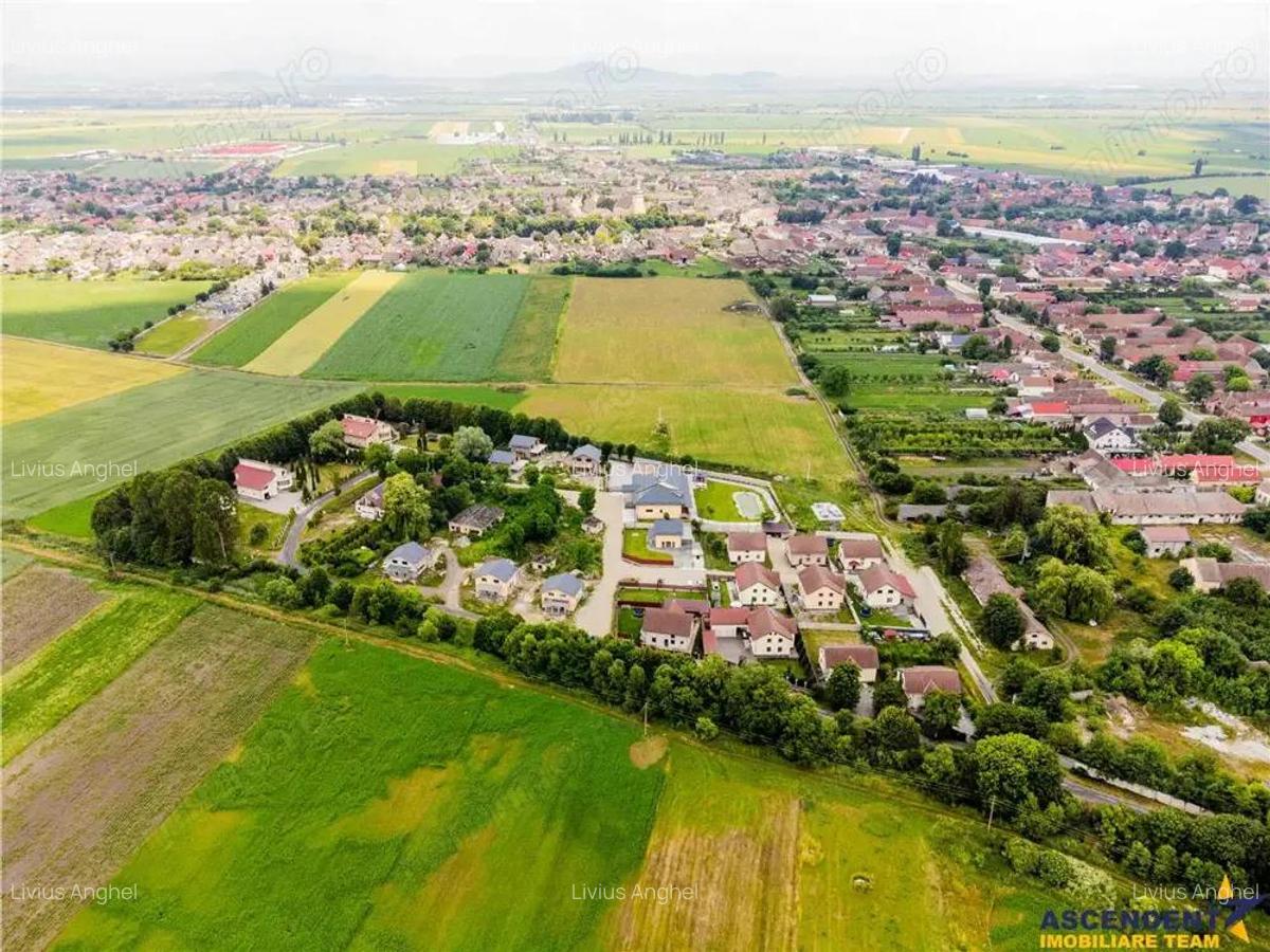 Vila Noua in cartier rezidential, TVA Inclus ,Halchiu, Brasov - 14