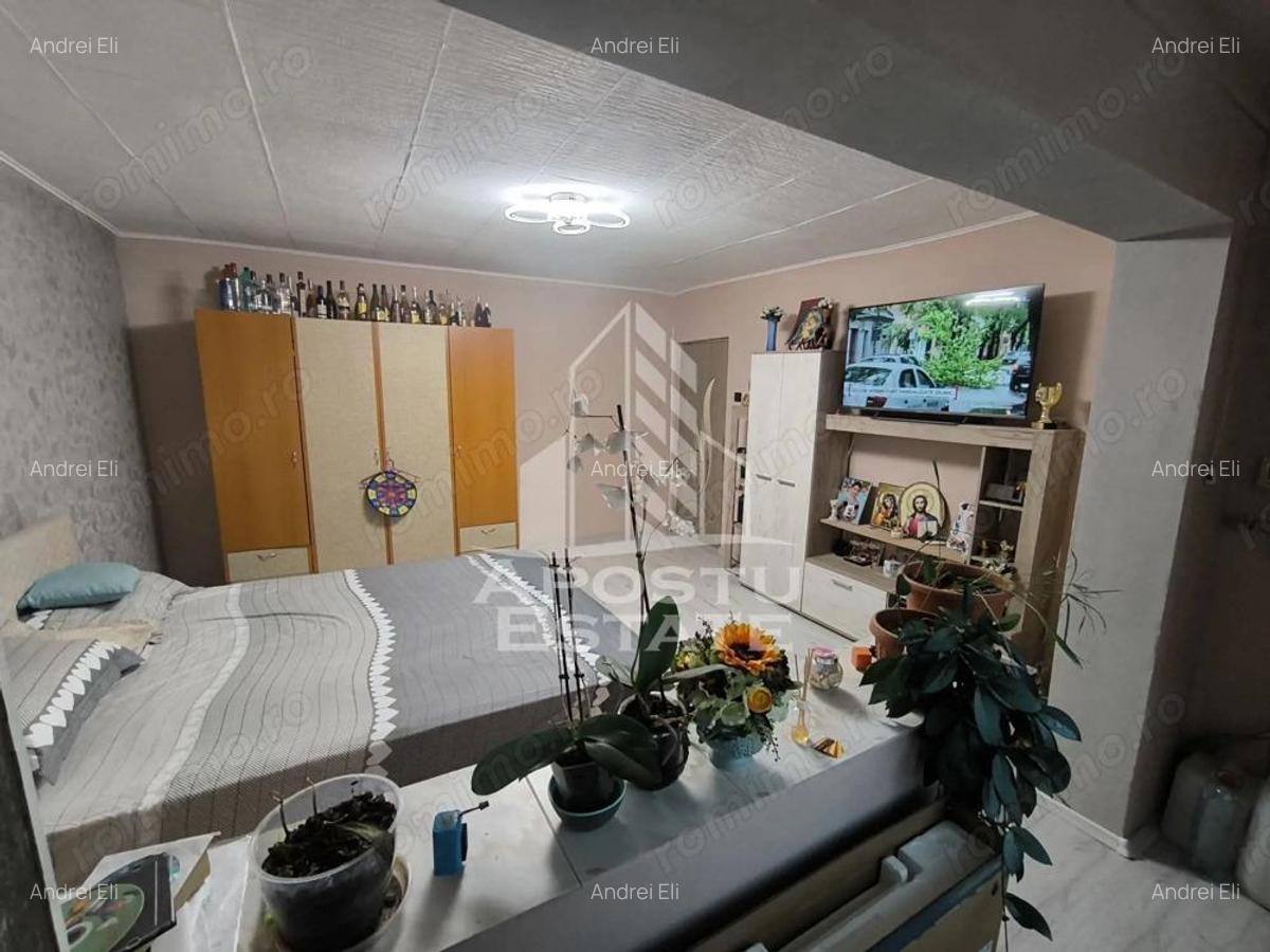 Apartament cu 3 camere, centrala proprie, zona Sagului - 7