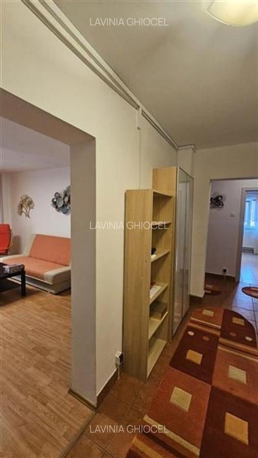 Piata Muncii-Calea Calarasi, apartament 3 camere, decomandat, mobilat-utilat, bl - 20