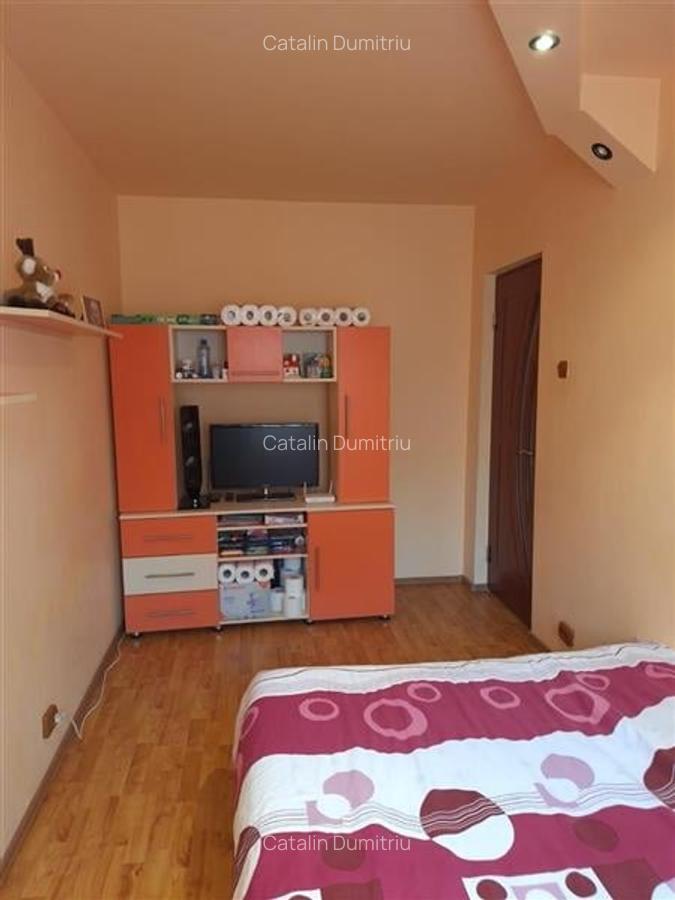 Apartament cu 3 camere decomandat în Central - 14
